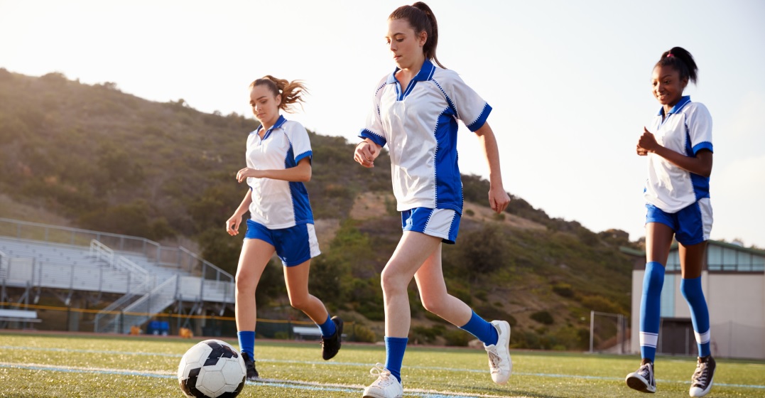 鹈鹕官方：锡安背靠背对阵老鹰将轮休